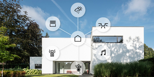 JUNG Smart Home Systeme bei Hinterholzer Elektrotechnik e.K. in Unterschleißheim